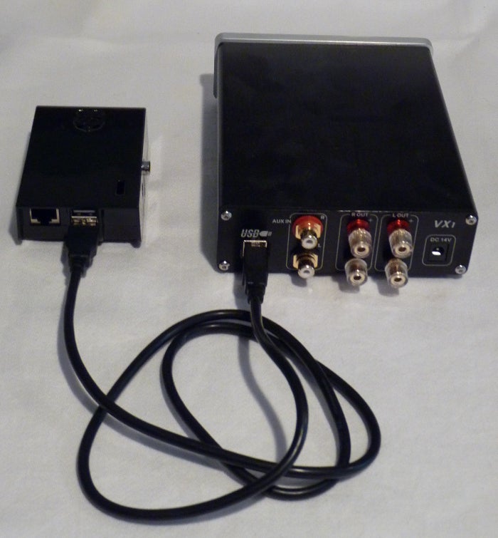 Connecting the Topping VX1 with a USB cable Connecting the Topping VX1 with a USB cable
